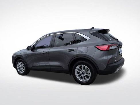 Used 2022 Ford Escape SE w/ Convenience Package FWD image 13