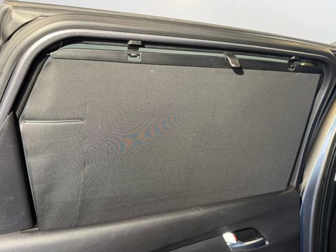 Used 2019 Hyundai Santa Fe Limited AWD/4WD image 26