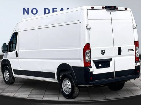 Used 2023 RAM ProMaster 3500 FWD image 4