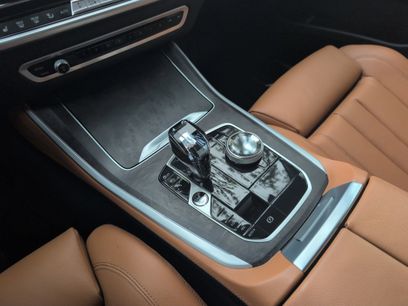 Used 2022 BMW X5 xDrive40i w/ Executive Package