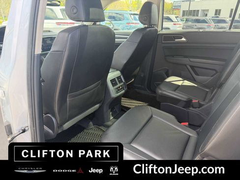 Used 2018 Volkswagen Atlas SEL AWD/4WD image 15