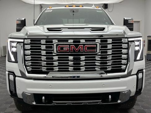 New 2026 GMC Sierra 2500 Denali w/ Denali Reserve Package image 21