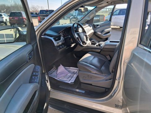 Used 2017 Chevrolet Tahoe LT w/ Luxury Package image 14