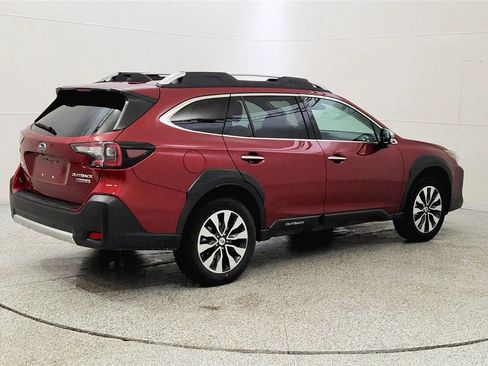 Used 2024 Subaru Outback Touring image 7