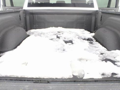 Used 2024 RAM 2500 Big Horn w/ Bed Utility Group image 17