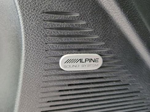 Used 2023 Dodge Challenger R/T image 18