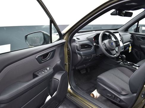 Used 2026 Subaru Forester Premium image 8