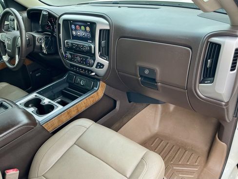 Used 2015 GMC Sierra 1500 SLT w/ SLT Crew Cab Value Package image 24