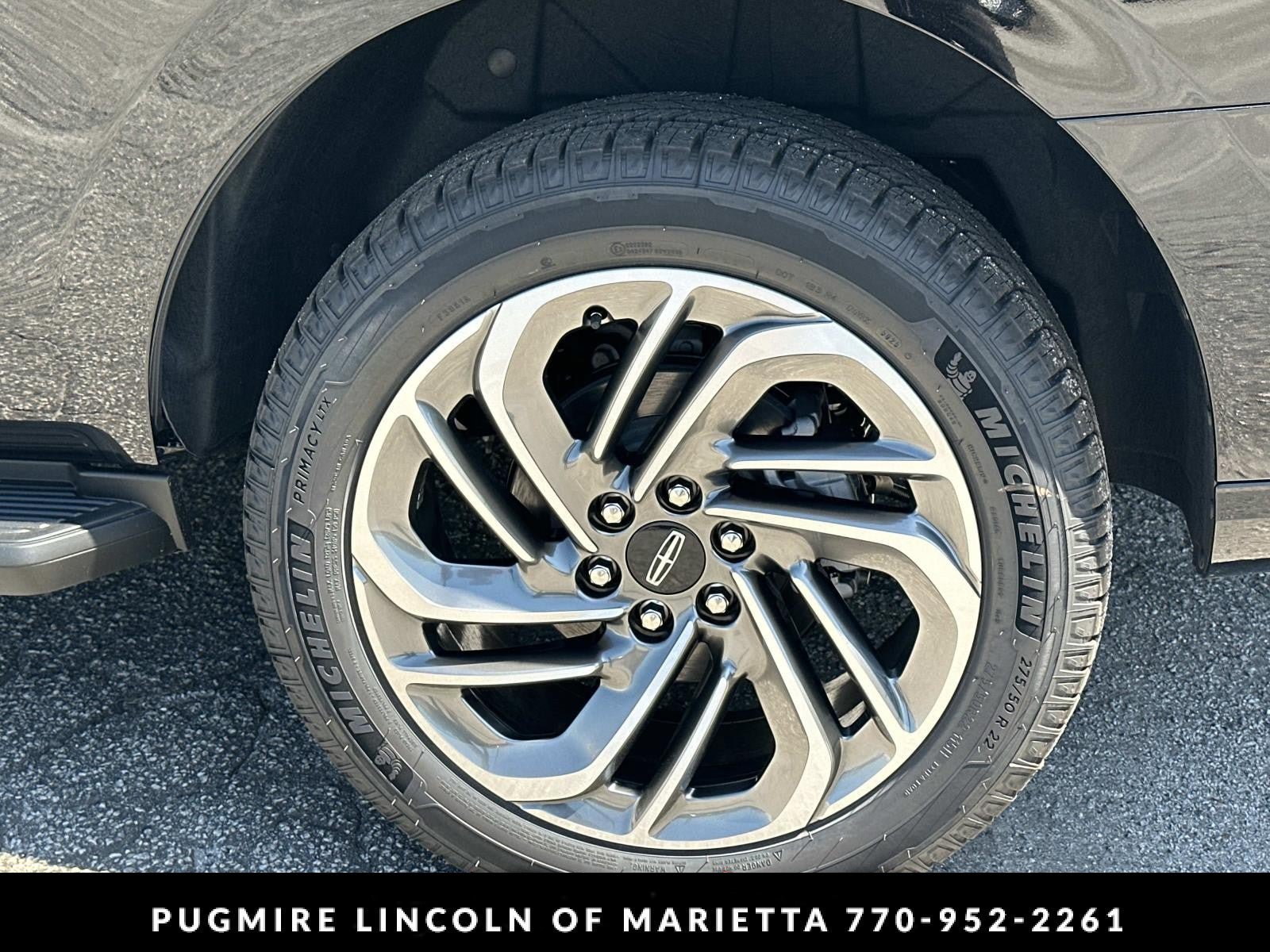 New 2026 Lincoln Navigator Premiere AWD/4WD image 21