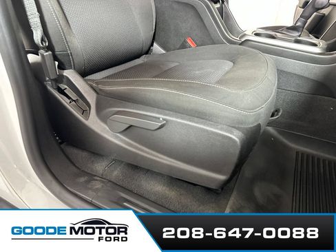 Used 2021 Chevrolet Colorado LT w/ Safety Package AWD/4WD image 25