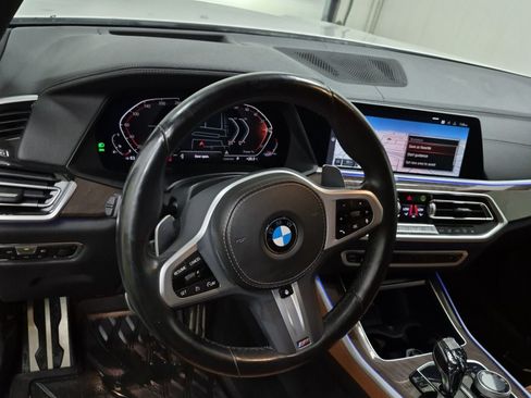Used 2022 BMW X5 xDrive40i AWD/4WD image 11