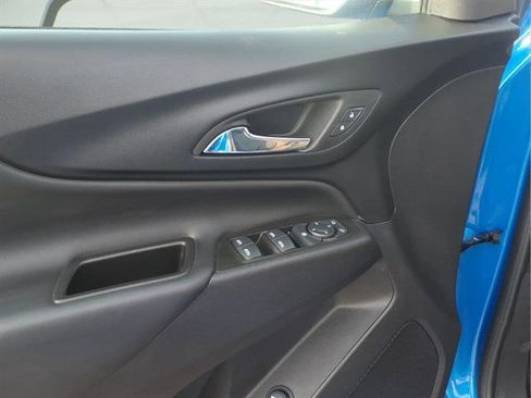 Used 2024 Chevrolet Equinox LT w/ LPO, Floor Liner Package image 9