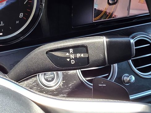 Used 2019 Mercedes-Benz E 300 image 43