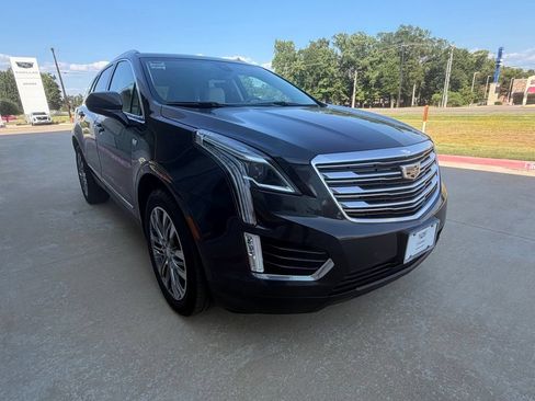 Used 2019 Cadillac XT5 Premium Luxury FWD image 9