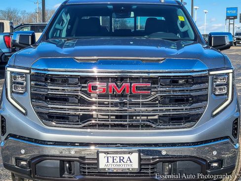 New 2026 GMC Sierra 1500 SLT w/ SLT Premium Plus Package image 4