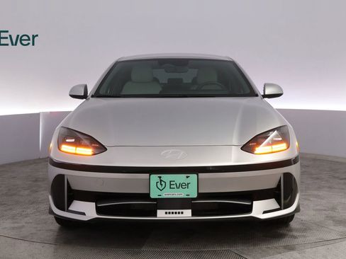 Used 2025 Hyundai Ioniq 6 SEL RWD image 12