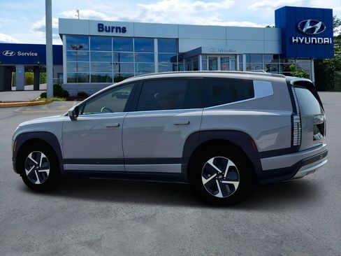 New 2026 Hyundai Ioniq 9 SE image 4