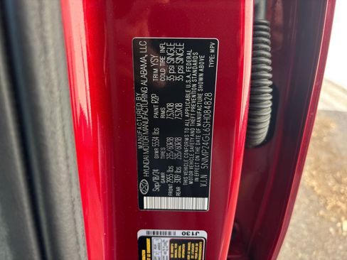 Used 2025 Hyundai Santa Fe SEL image 30