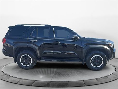 Used 2025 Toyota 4Runner TRD Off-Road image 8
