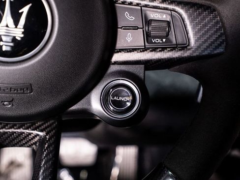 Used 2022 Maserati MC20 Coupe RWD image 41