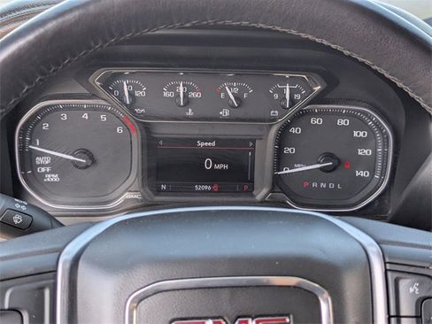 Used 2020 GMC Sierra 1500 SLT image 26