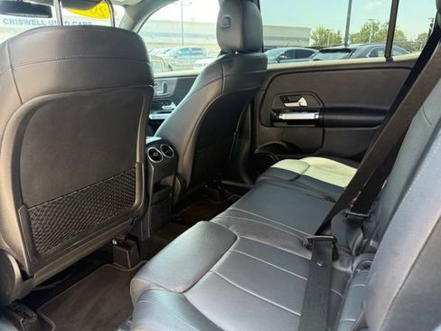 Used 2020 Mercedes-Benz GLB 250 4MATIC image 15