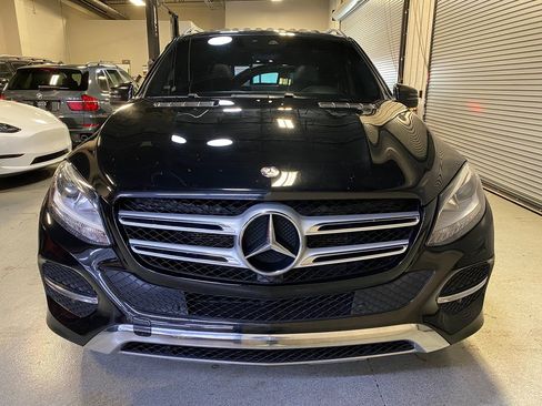 Used 2017 Mercedes-Benz GLE 350 image 3
