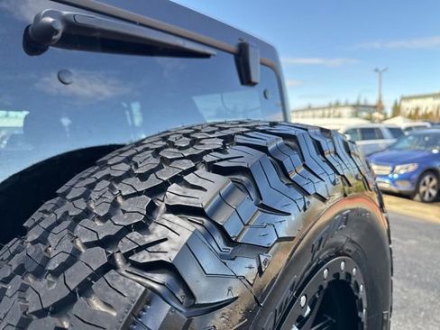 Used 2017 Jeep Wrangler Unlimited Rubicon image 17