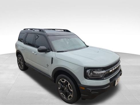 Used 2022 Ford Bronco Sport Outer Banks w/ Tech Package AWD/4WD image 36