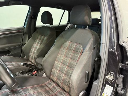 Used 2018 Volkswagen GTI S image 24