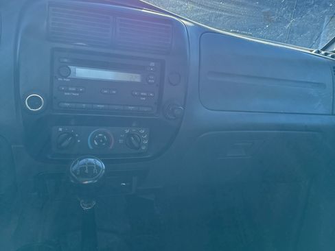 Used 2007 Ford Ranger XLT image 11