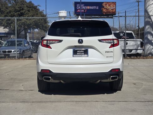 Used 2024 Acura RDX SH-AWD image 7