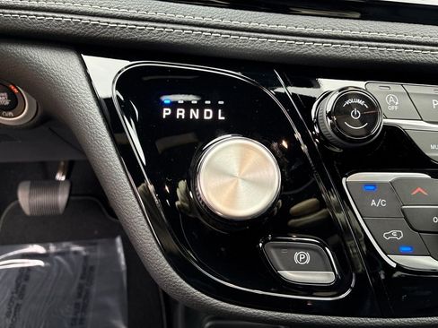 New 2026 Chrysler Pacifica Select w/ S Appearance Package image 23