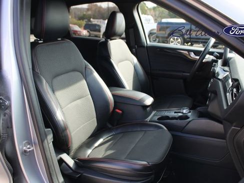 Used 2024 Ford Escape ST-Line image 11