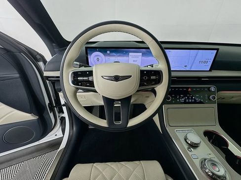 Used 2025 Genesis GV80 3.5T Prestige image 11