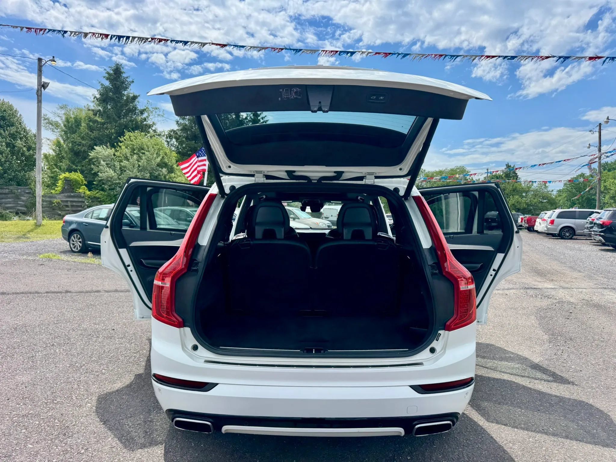 Used 2020 Volvo XC90 T6 R-Design w/ Protection Package Premier AWD/4WD image 20