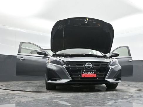 Used 2025 Nissan Altima 2.5 S image 47