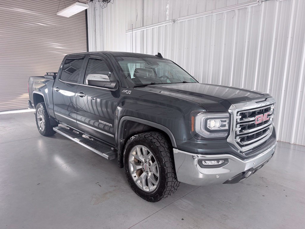 Used 2018 GMC Sierra 1500 SLT AWD/4WD image 3