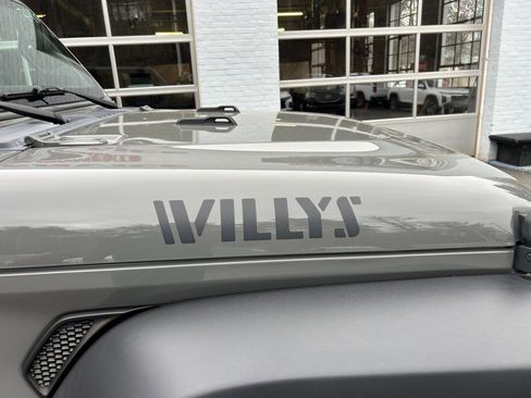 Used 2021 Jeep Wrangler Sport image 9