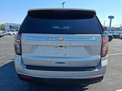 Used 2021 Chevrolet Tahoe LT w/ Luxury Package image 5