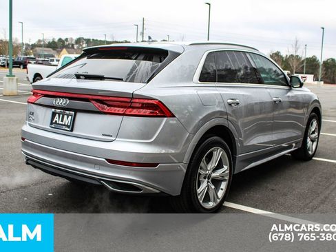Used 2022 Audi Q8 Premium Plus image 6