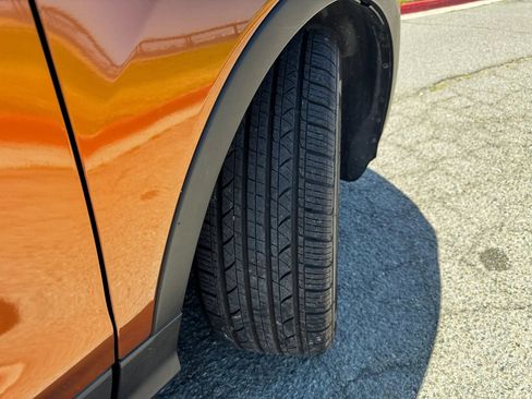 Used 2017 Ford Escape SE FWD image 10