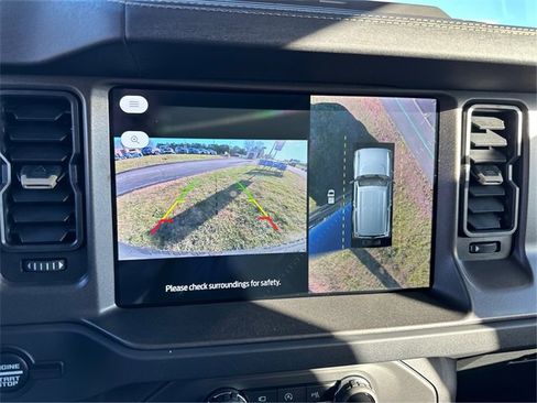 New 2025 Ford Bronco Badlands image 23