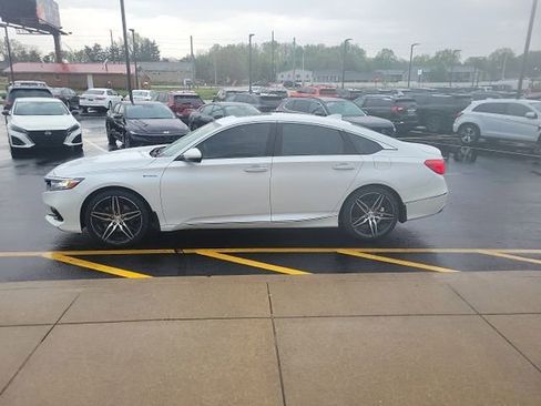 Used 2022 Honda Accord Touring image 4
