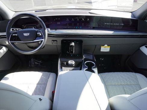 New 2026 Cadillac Escalade IQL Luxury image 11