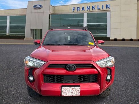 Used 2022 Toyota 4Runner SR5 image 2