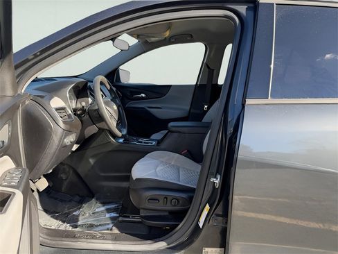 Used 2019 Chevrolet Equinox LS w/ LS Convenience Package image 15