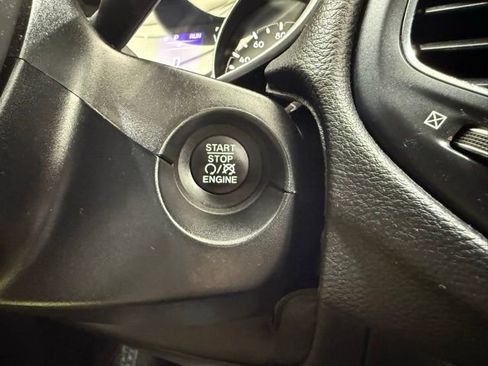 Used 2021 Jeep Compass Sport image 39