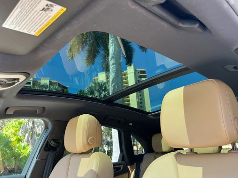 Used 2018 Porsche Macan Sport Edition image 18