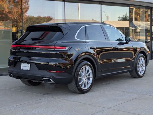 New 2026 Porsche Cayenne image 9
